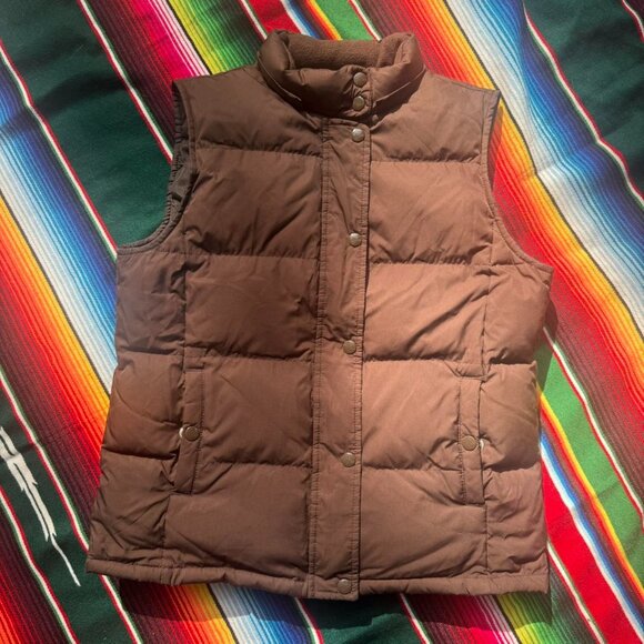 00s ERA GAP CHOCOLATE BROWN down puffer vest!! PERFECT for FALL - sleeveless! - Picture 2 of 8